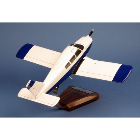 plane model - Piper PA-28 Arrow