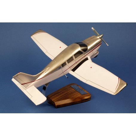 plane model - Piper PA-28 Archer III