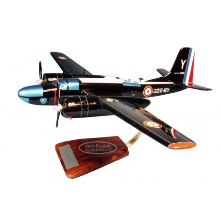 maquette avion - B-26C Invader Marine Nationale maquette avion - B-26C Invader Marine Nationalemaquette avion - B-26C Invader Ma