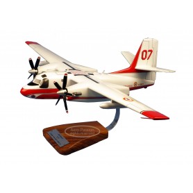 maquette avion - Grumman Tracker S-2T Turbo Firecat Sécutité Civile T07 F-ZBEY maquette avion - Grumman Tracker S-2T Turbo Firec