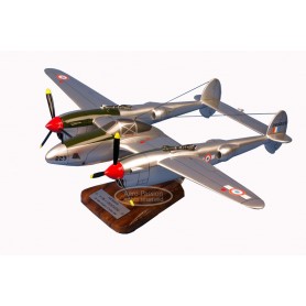 maquette avion - P-38 - F-5B Lightning - St Exupery maquette avion - P-38 - F-5B Lightning - St Exuperymaquette avion - P-38 - F