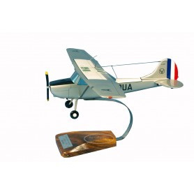 plane model - Cessna L.19 Bird Dog plane model - Cessna L.19 Bird Dogplane model - Cessna L.19 Bird Dog