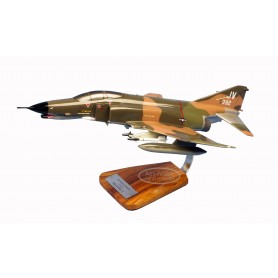 maquette avion - F-4E Phantom II maquette avion - F-4E Phantom IImaquette avion - F-4E Phantom II