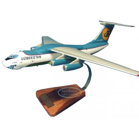 maquette avion - Ilyushin IL-76T Candid maquette avion - Ilyushin IL-76T Candidmaquette avion - Ilyushin IL-76T Candid