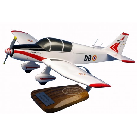 maquette avion - Jodel D.140 Mousquetaire IV maquette avion - Jodel D.140 Mousquetaire IV