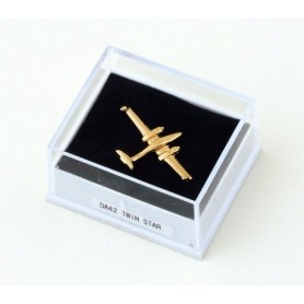 Pin's Diamond DA42 Twin Star CC001-061