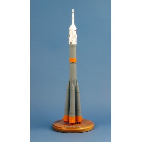 maquette fusée - Soyuz 11  fuséeTMA-06M "Eneide" VF041