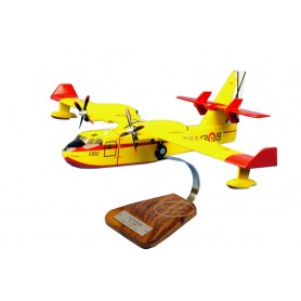 maquette avion - Canadair CL215T VF203