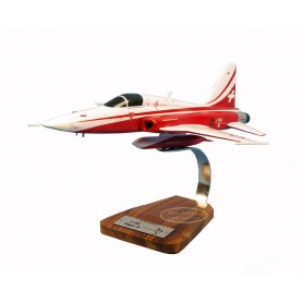 maquette avion - F-5E Tiger II Patrouille Suisse VF257