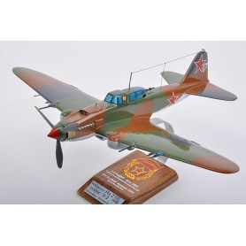 maquette avion - Il-2 n°17 Kremlin Star RU001-2